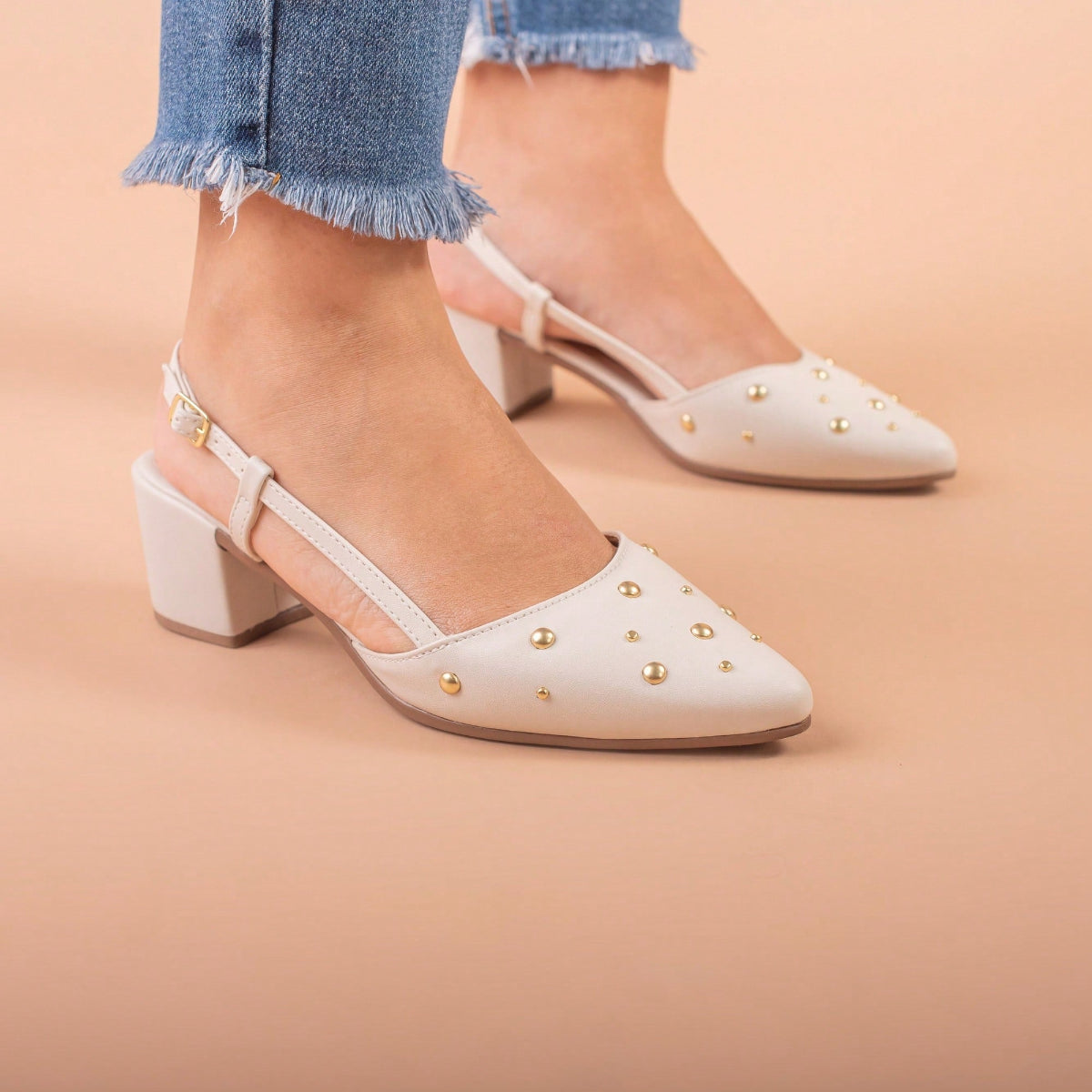 Scapin Feminino Slingback  Bico Fino Salto Bloco Baixo Confortável e Aplicações Branco