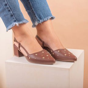 Scapin Feminino Slingback  Bico Fino Salto Bloco Baixo Confortável e Aplicações Marrom