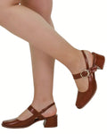 Scarpin Feminino Bico Quadrado Salto Bloco Baixo Mary Jane com Fivela Caramelo