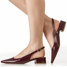 Scarpin Feminino Slingback Bico Fino Salto Bloco Baixo Fivela Lateral Marsala
