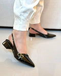 Scarpin Feminino Slingback Bico Fino Salto Bloco Baixo e Fivelas Preto