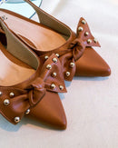 Scarpin Feminino Slingback Bico Fino Salto Bloco Baixo e Laço Caramelo