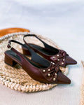 Scarpin Feminino Slingback Bico Fino Salto Bloco Baixo e Laço Marrom