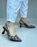 Scarpin Feminino Slingback Salto Fino Baixo Clássico Animal Print