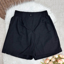 Shorts Feminino de Linho com Bolso e Elástico na Cintura Preto