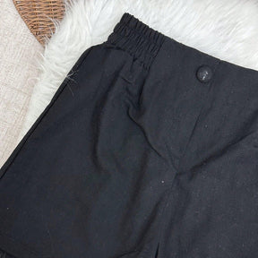 Shorts Feminino de Linho com Bolso e Elástico na Cintura Preto