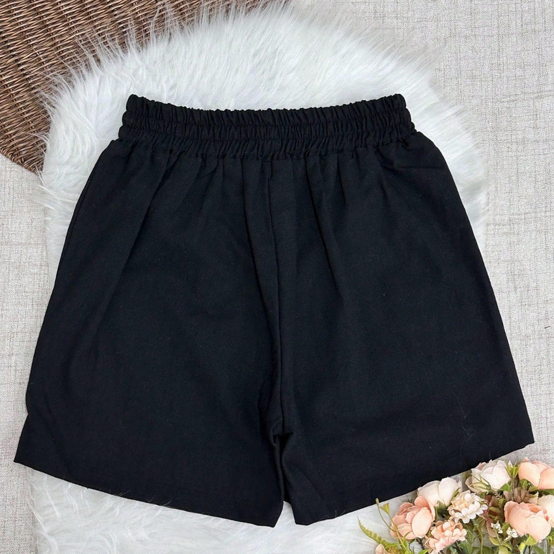 Shorts Feminino de Linho com Bolso e Elástico na Cintura Preto