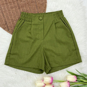 Shorts Feminino de Linho com Bolso e Elástico na Cintura Verde