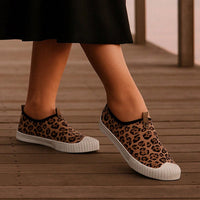 Tênis Feminino Slip On Calce fácil Casual Animal Print