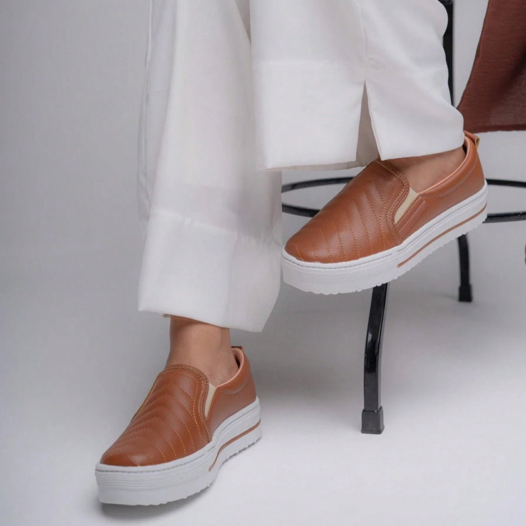 Flatform Tenis Slip On Feminino Caramelo Tênis Slip Slip On