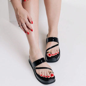 Tamanco Feminino Flatform em Tiras com Anel Preto