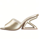 Tamanco Feminino Mule Salto Geométrico Vazado Dourado