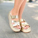 Tamanco Feminino Plataforma Flatform com Fivela Regulável Dourado