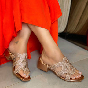 Tamanco Feminino Saltinho Bloco Baixo Confortável com Brilho Strass Bronze