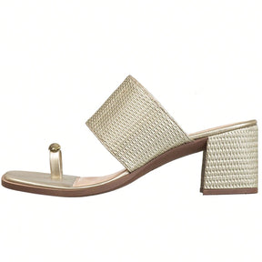 Tamanco Feminino Salto Bloco Tira Larga Anel de Dedo e Detalhe Metalizado Dourado