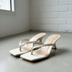 Tamanco Feminino Salto Fino Baixo Frente Quadrada Branco