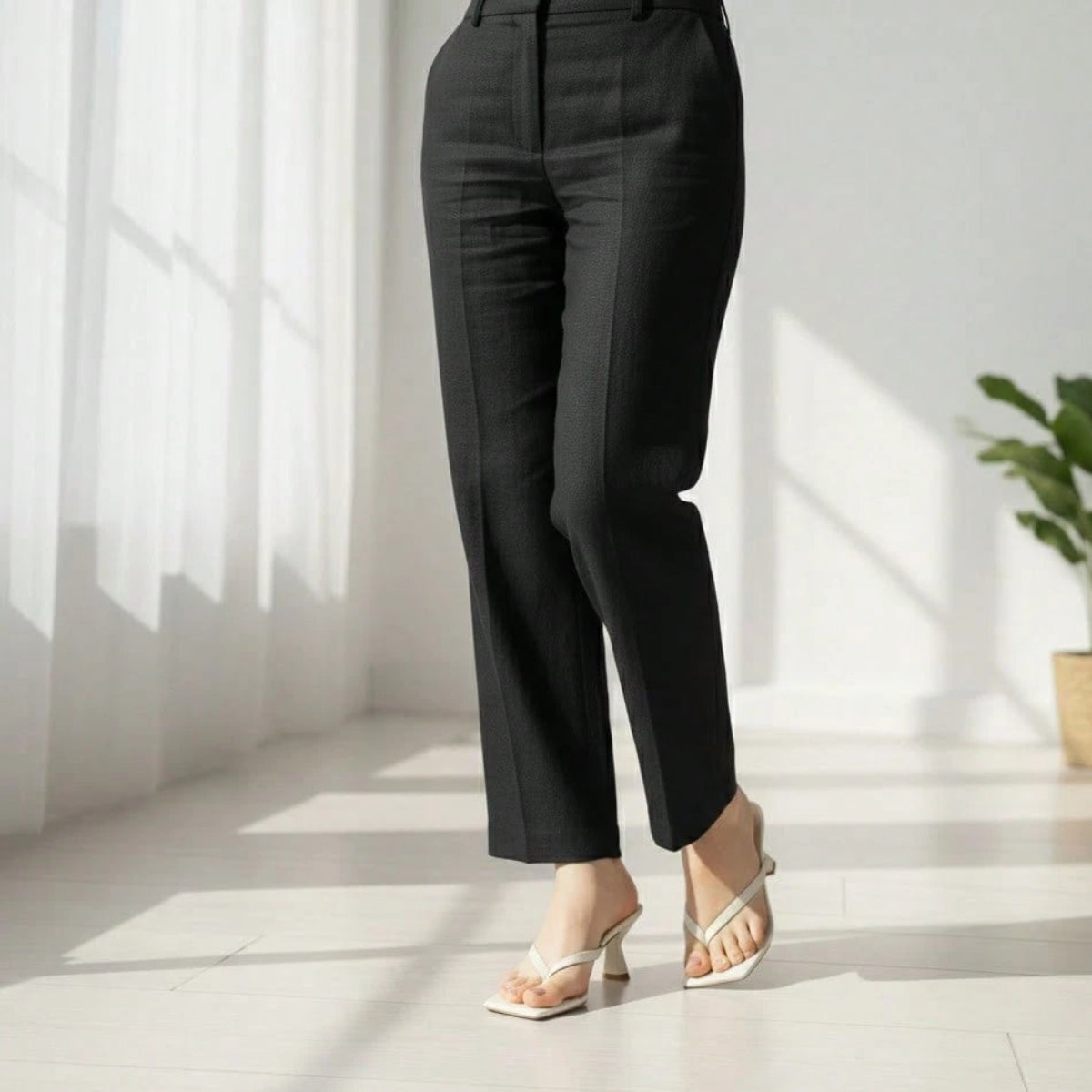 Tamanco Feminino Salto Fino Baixo Frente Quadrada Branco