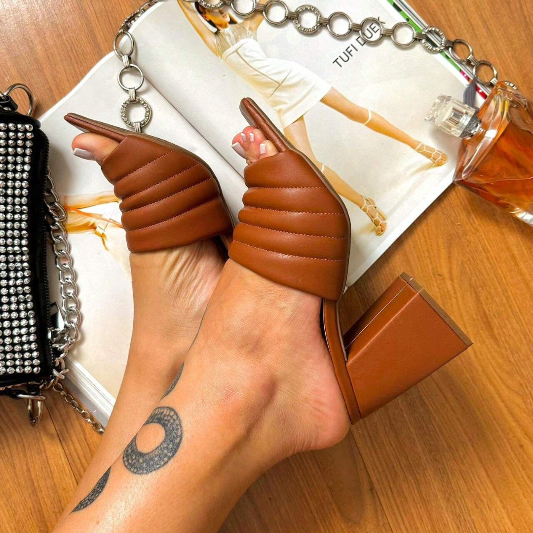 Tamanco Mule Feminino Salto Bloco Confortável Caramelo