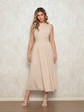 Vestido Feminino Midi em Crepinho - Cintura Marcada, Decote Discreto e Saia Solta Bege