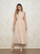 Vestido Feminino Midi em Crepinho - Cintura Marcada, Decote Discreto e Saia Solta Bege
