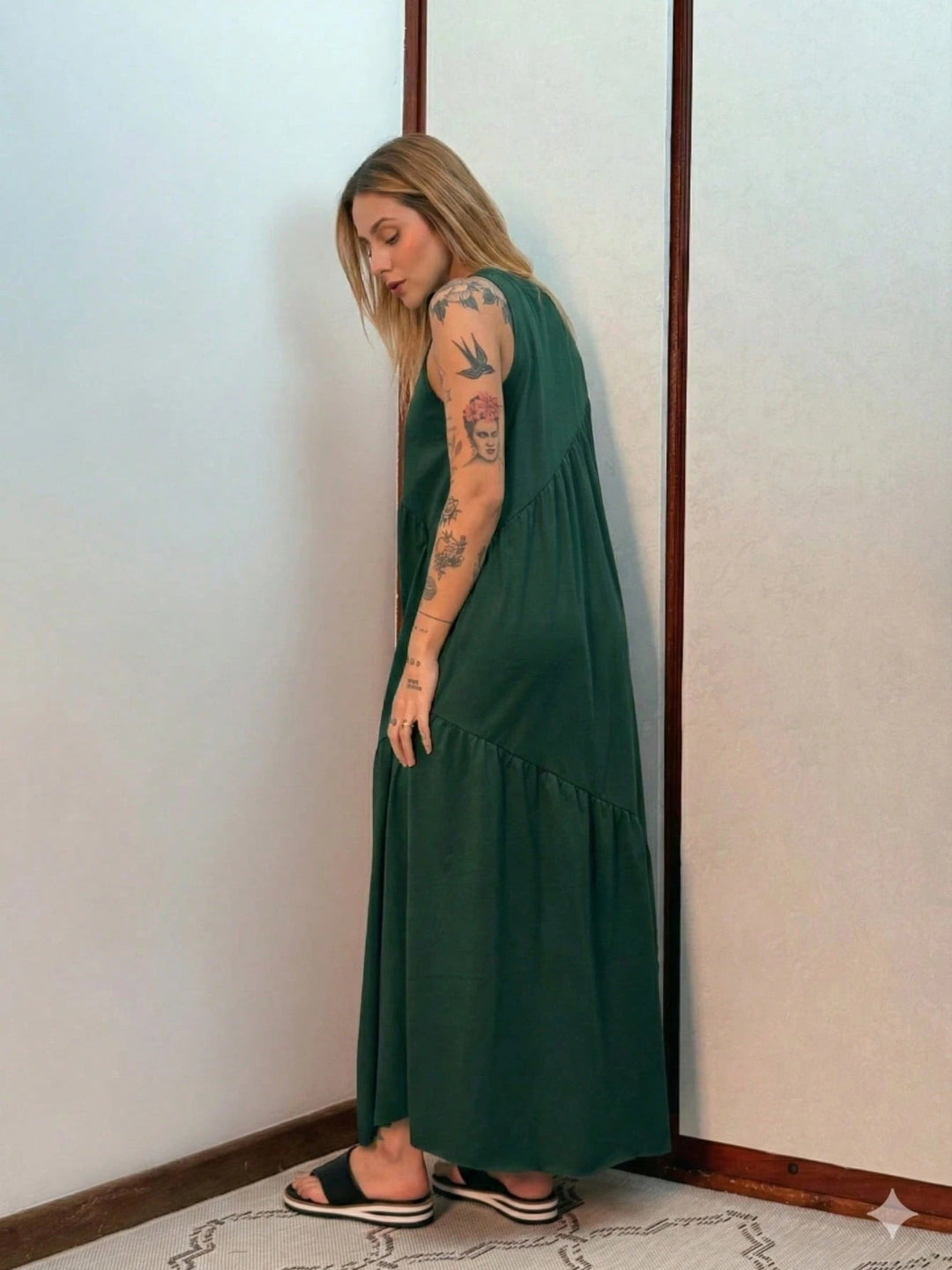 Vestido Longo Feminino sem Mangas em Malha Algodão Aveloz Verde