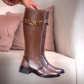 Bota Feminina Montaria Cano Longo com Fivela – Elegante, Confortável e Estilosa para o Dia a Dia